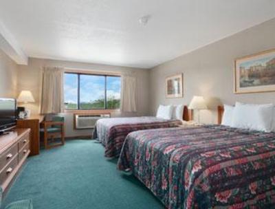 фото отеля Days Inn and Suites - Des Moines Airport