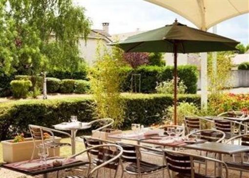 фото отеля Campanile Bourges Nord Saint Doulchard Hotel