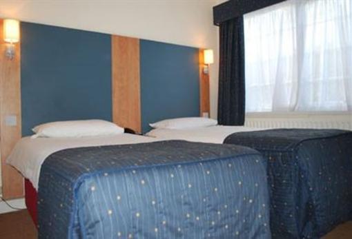 фото отеля Sky Plaza Hotel Cardiff Rhoose