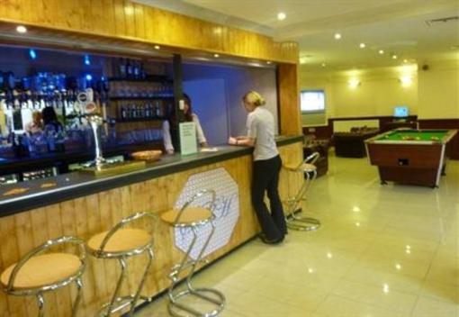 фото отеля Sky Plaza Hotel Cardiff Rhoose