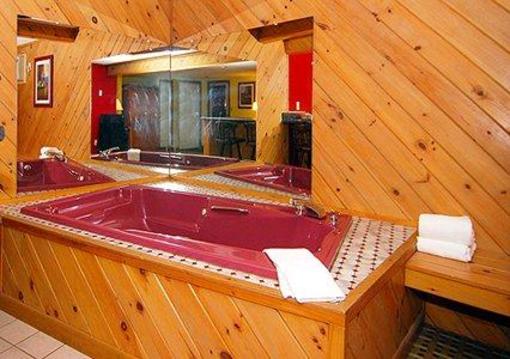 фото отеля Econo Lodge Inn & Suites Lincoln (New Hampshire)