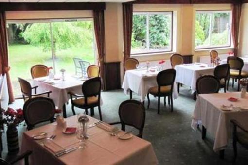 фото отеля BEST WESTERN Waterford Lodge Hotel