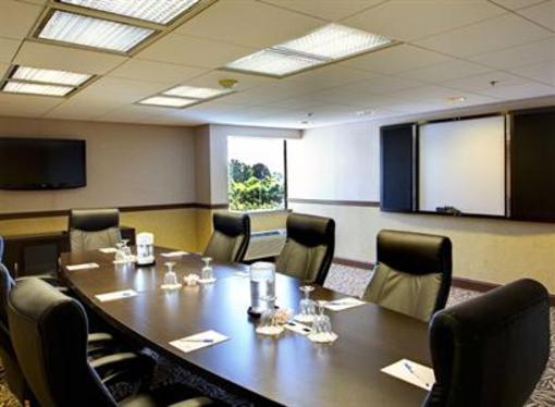 фото отеля Wyndham Garden Hotel - Philadelphia Airport