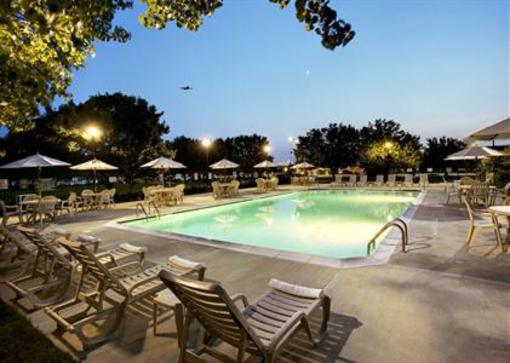 фото отеля Wyndham Garden Hotel - Philadelphia Airport