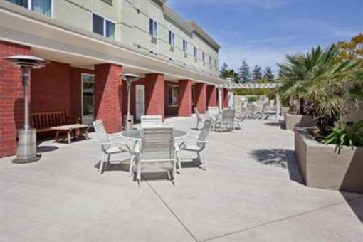 фото отеля Holiday Inn Express Vacaville