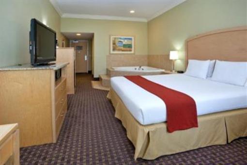 фото отеля Holiday Inn Express Vacaville