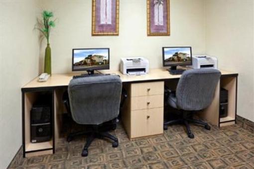 фото отеля Holiday Inn Express Vacaville