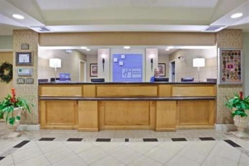 фото отеля Holiday Inn Express Vacaville