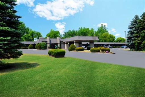фото отеля BEST WESTERN Gateway Adirondack Inn