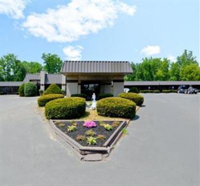 фото отеля BEST WESTERN Gateway Adirondack Inn