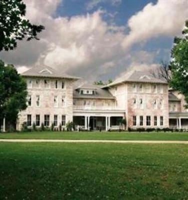 фото отеля Inn at Carnall Hall
