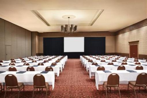 фото отеля Four Points by Sheraton Peoria Downtown