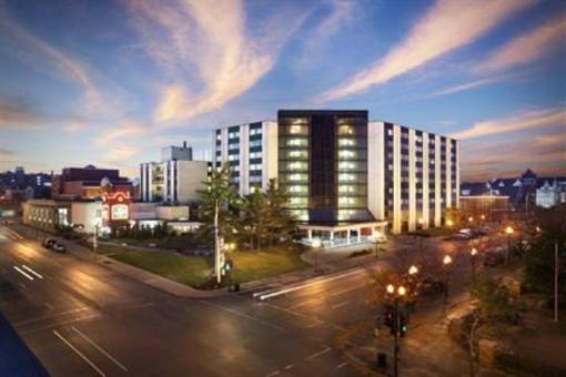 фото отеля Four Points by Sheraton Peoria Downtown