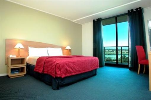фото отеля Waldorf Furnished Apartments