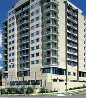 фото отеля Waldorf Furnished Apartments