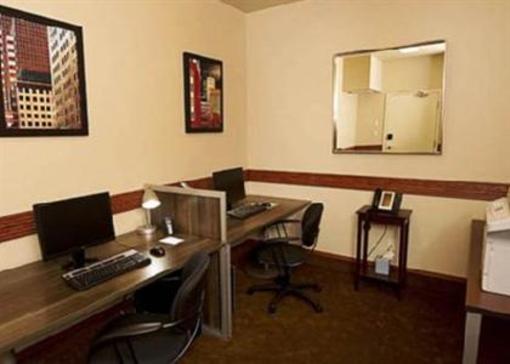 фото отеля MainStay Suites East Edmonton-Sherwood Park
