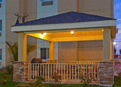 фото отеля Candlewood Suites Lax Hawthorne