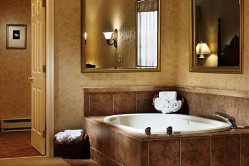фото отеля Amish View Inn & Suites at Plain & Fancy Farm