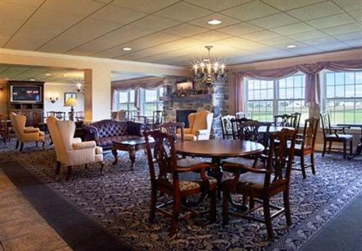 фото отеля Amish View Inn & Suites at Plain & Fancy Farm
