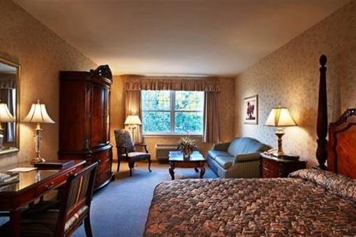 фото отеля Amish View Inn & Suites at Plain & Fancy Farm