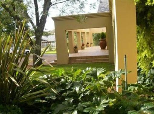фото отеля Bayswater Lodge Guest House Bloemfontein