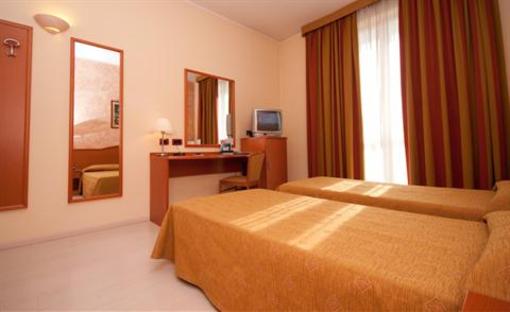 фото отеля Brindor Hotel