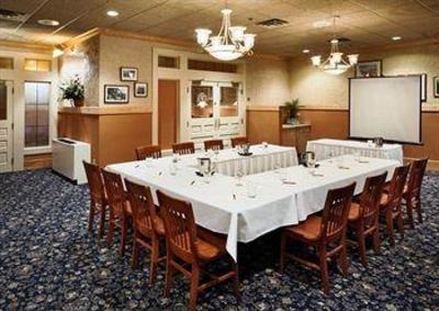 фото отеля Park Place Hotel Traverse City