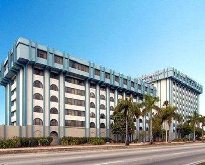 фото отеля Comfort Inn & Suites Miami Airport