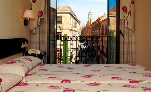 фото отеля Hostal Concejo