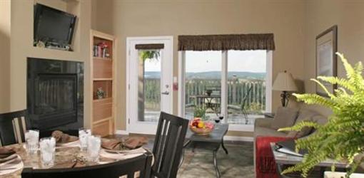фото отеля Hermann Hill Vineyard and Inn