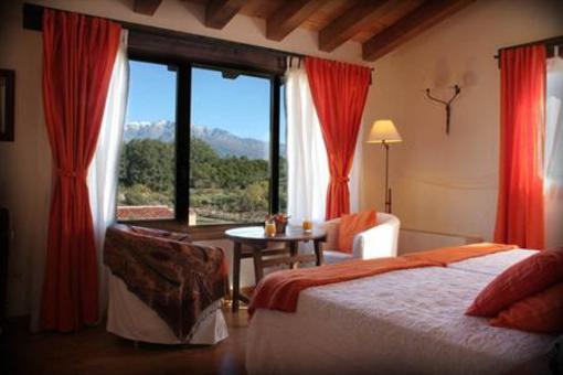 фото отеля Hotel Llano Tineo Villanueva de la Vera