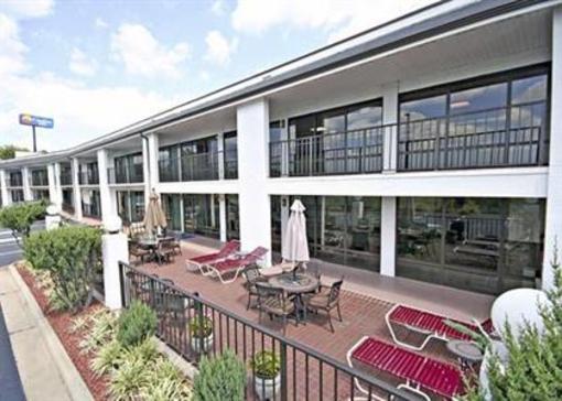 фото отеля Comfort Suites Winston Salem Hanes Mall