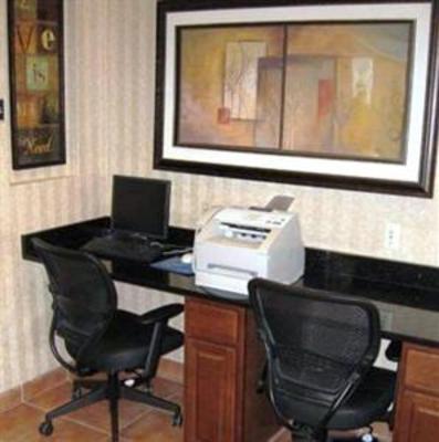 фото отеля BEST WESTERN Plus Huntersville Inn & Suites Near Lake Norman