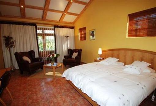 фото отеля Kolping Guest House Cape Town