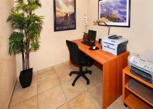 фото отеля Quality Inn and Suites Downtown Phoenix