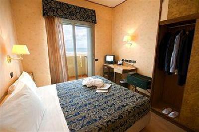 фото отеля Hotel Litoraneo Rimini