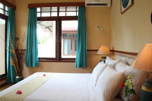 фото отеля Hotel Jayakarta Anyer Beach Resort