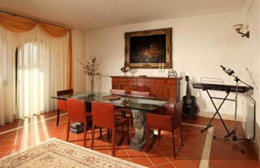 фото отеля Residence Villa Poggiochiaro Montalto di Castro