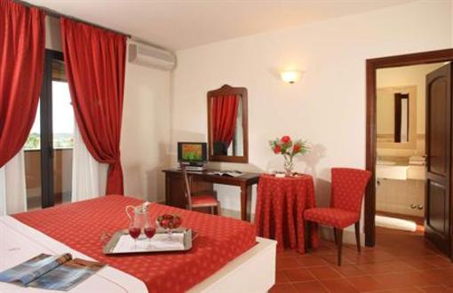 фото отеля Residence Villa Poggiochiaro Montalto di Castro