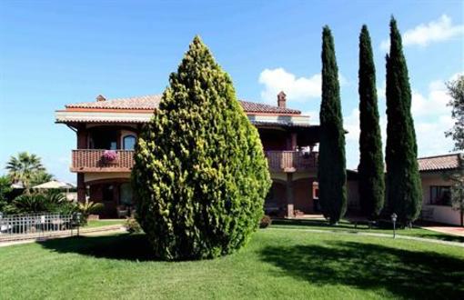 фото отеля Residence Villa Poggiochiaro Montalto di Castro