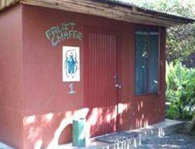 фото отеля Isinkwe Backpackers Bushcamp