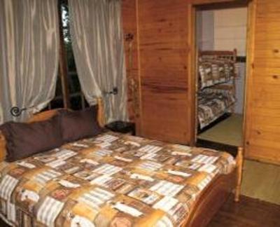 фото отеля Isinkwe Backpackers Bushcamp