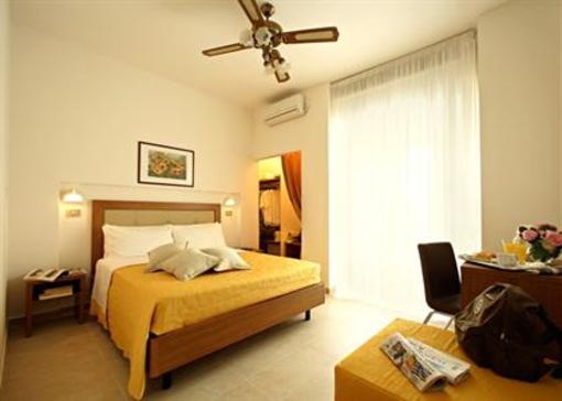фото отеля Hotel Mediterraneo Cattolica