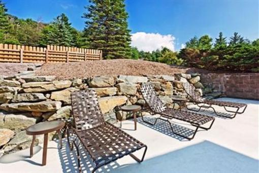 фото отеля Holiday Inn Express Blowing Rock South