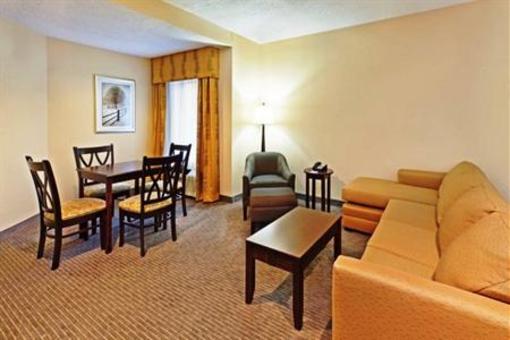 фото отеля Holiday Inn Express Blowing Rock South
