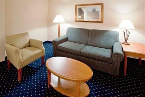 фото отеля Holiday Inn Express Waynesboro - Rt. 340