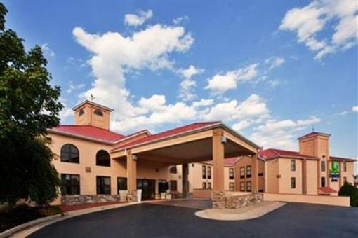 фото отеля Holiday Inn Express Waynesboro - Rt. 340