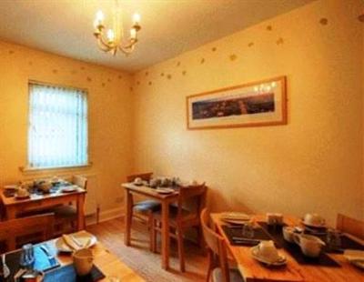фото отеля Alpha Guest House Edinburgh