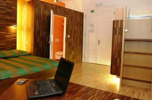 фото отеля Macek Coffee & Rooms