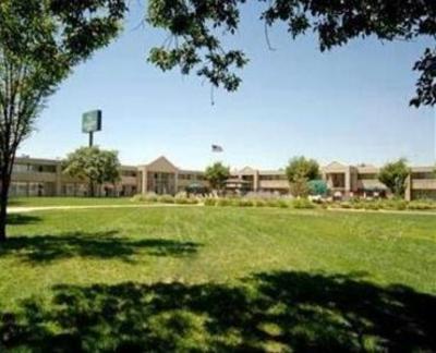 фото отеля Quality Inn Airport Salt Lake City